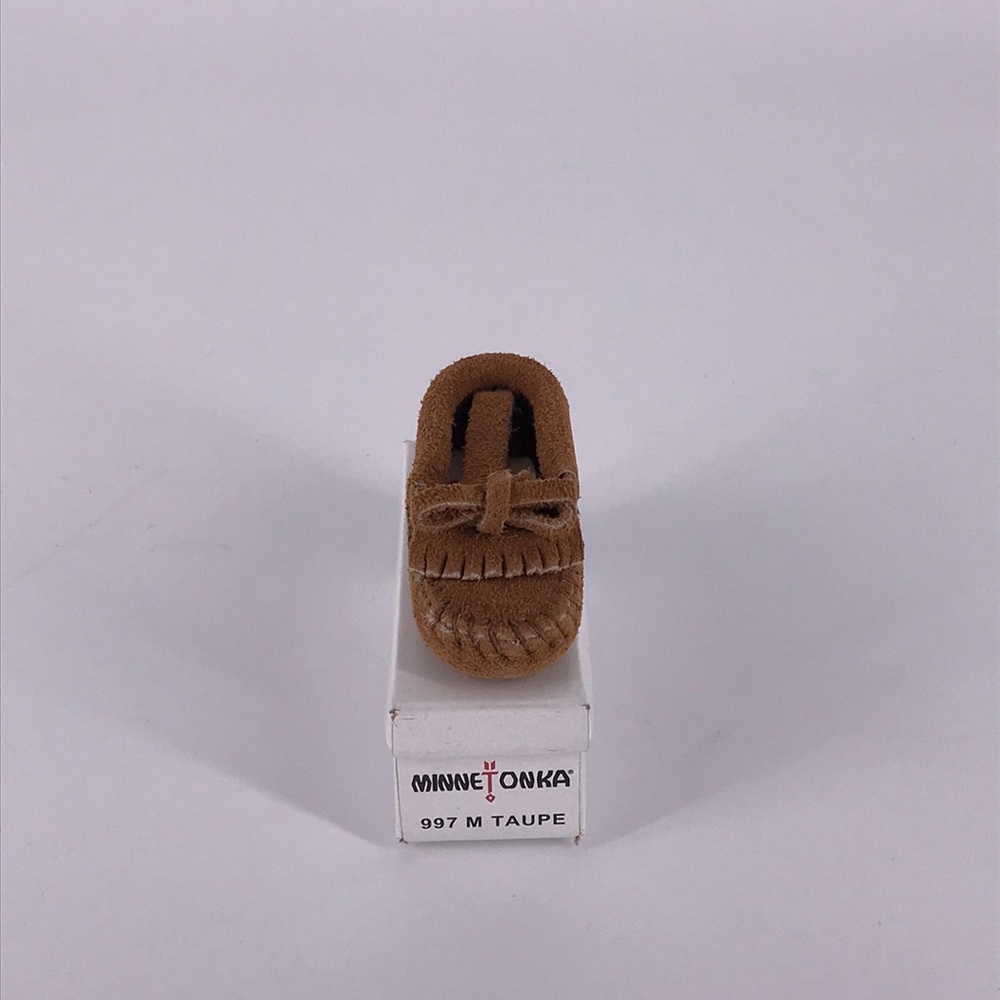 Minnetonka-Mini Moc Key Ring in Taupe